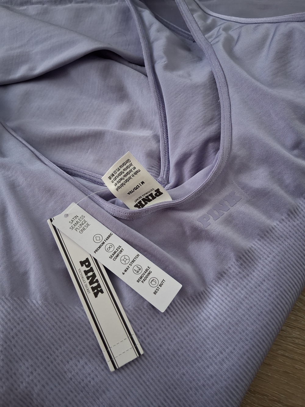 PINK Victorias Secret Satin Seamless Plunge Workout Onesie Size M - Picture 5 of 6